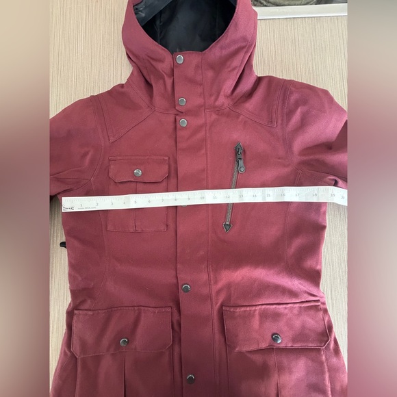 Volcom manifest snow jacket. Small. - Picture 7 of 8